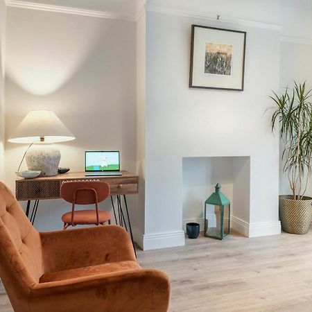 Close To City Centre Stylish 3 Bedroom House Belfast Kültér fotó