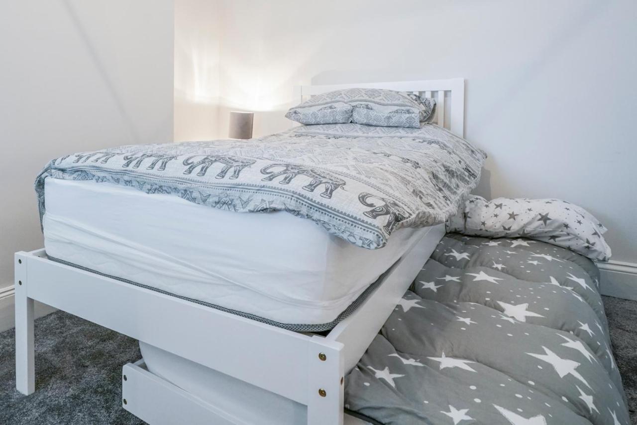 Close To City Centre Stylish 3 Bedroom House Belfast Kültér fotó