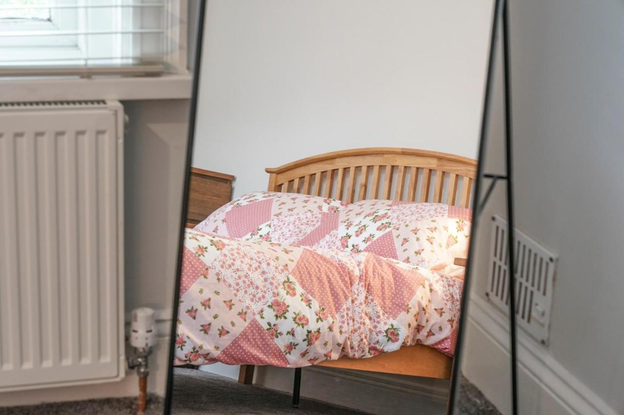 Close To City Centre Stylish 3 Bedroom House Belfast Kültér fotó