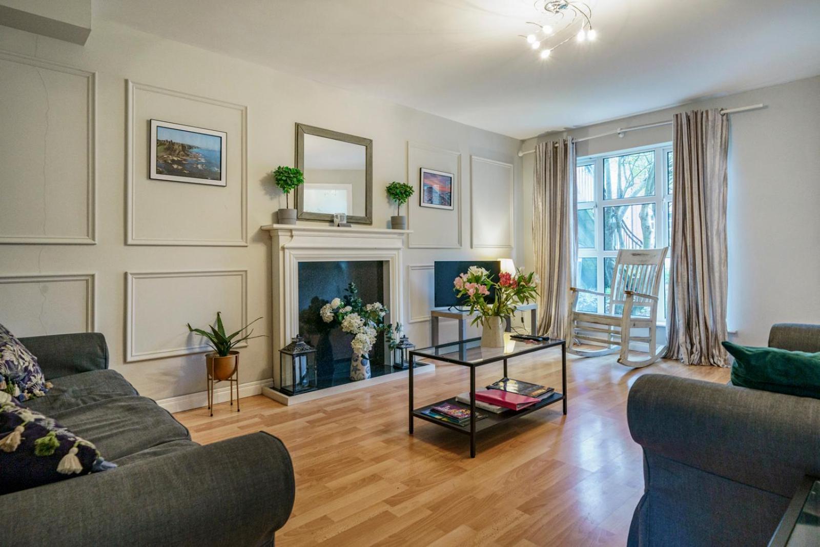Close To City Centre Stylish 3 Bedroom House Belfast Kültér fotó