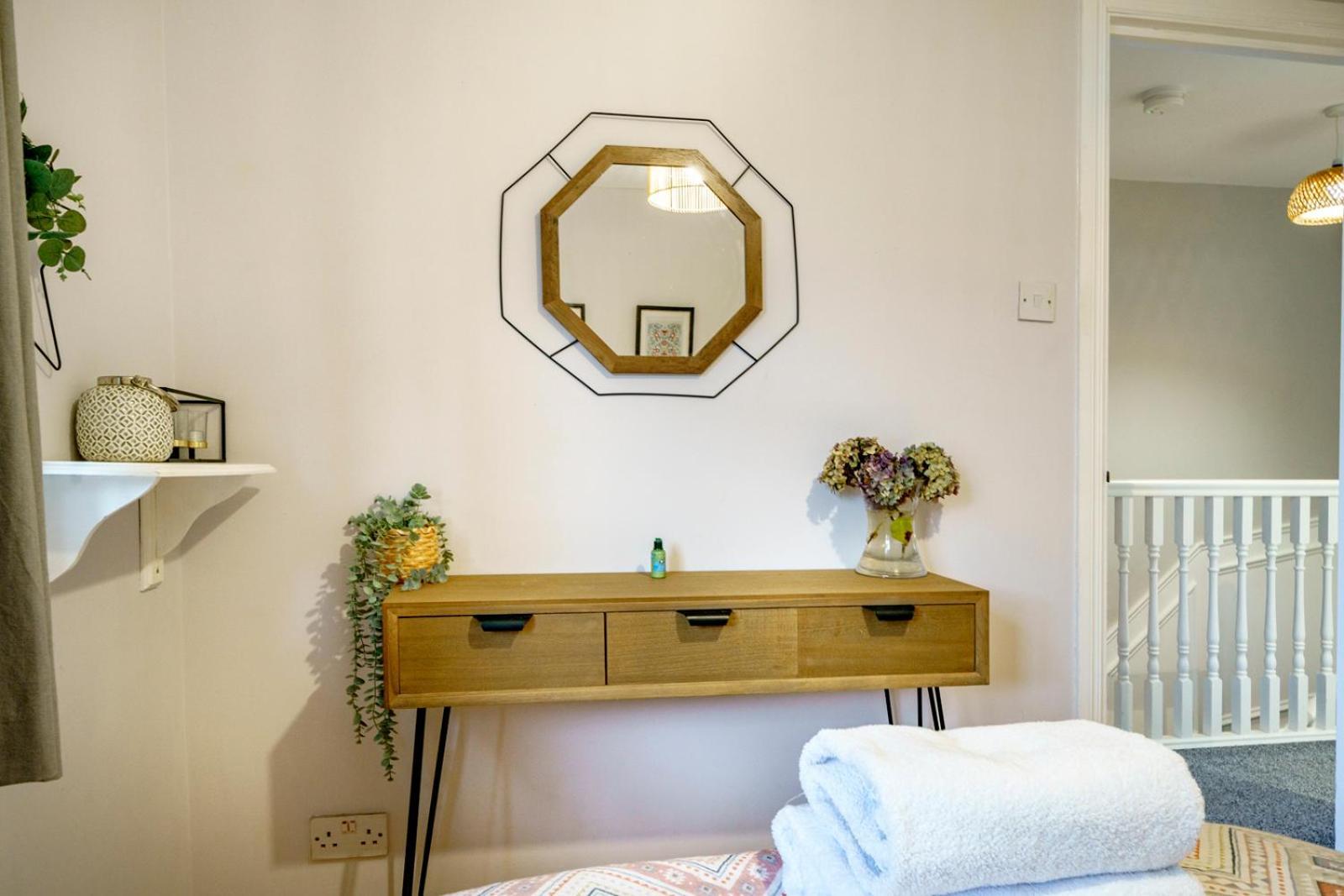 Close To City Centre Stylish 3 Bedroom House Belfast Kültér fotó
